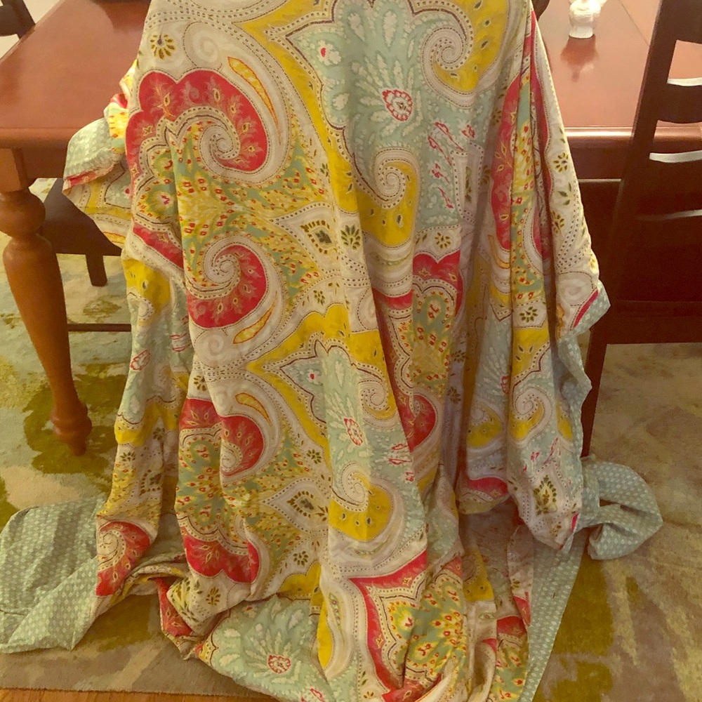 Echo queen duvet cover
